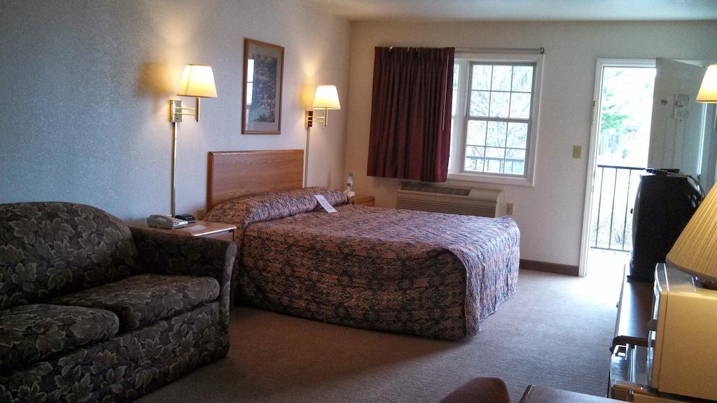 Scenic Rivers Motel 3*