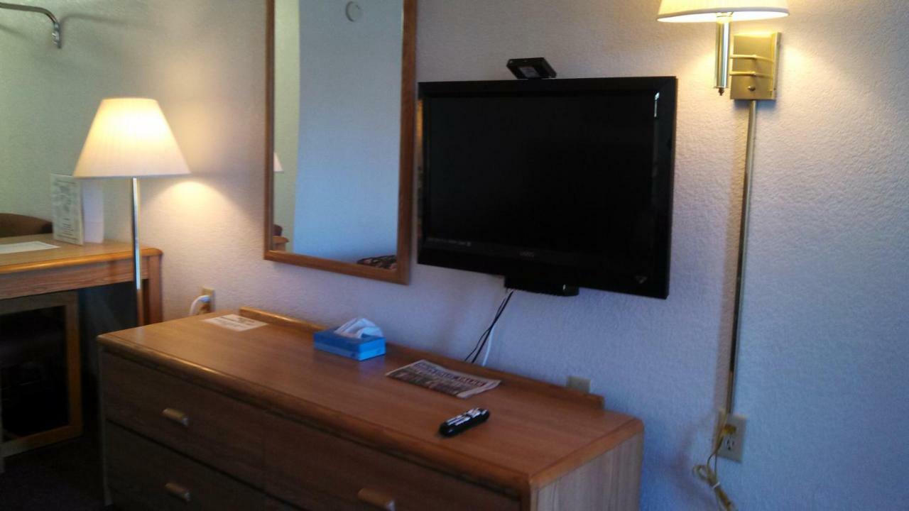 Scenic Rivers Motel 3*